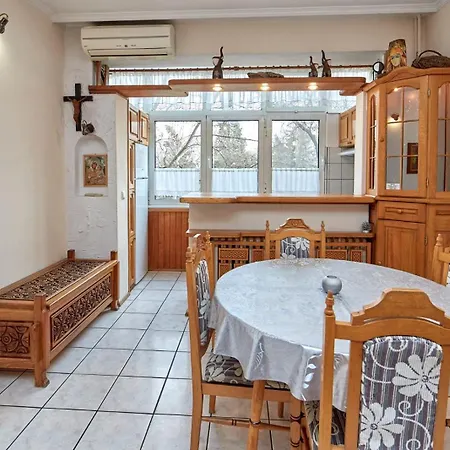 бриз Apartman Burgasz