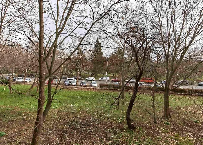 アパート бриз