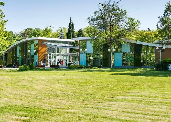 アパート бриз